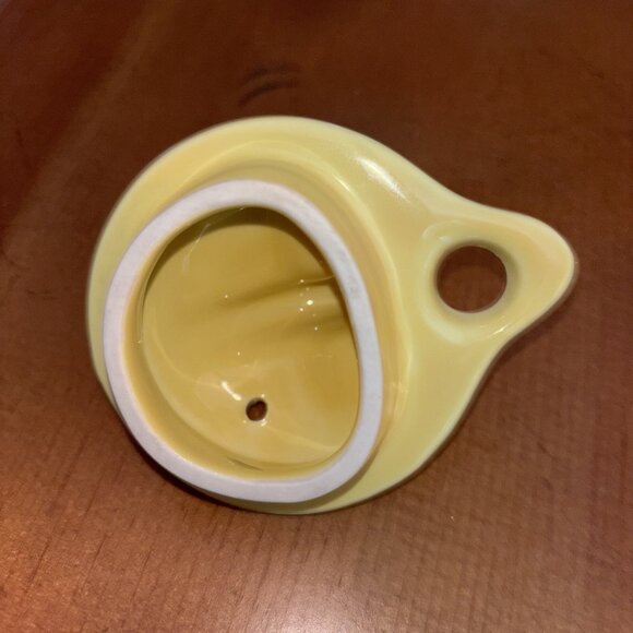 HALL PARADE TEAPOT YELLOW AND GOLD - Picture 7 of 8